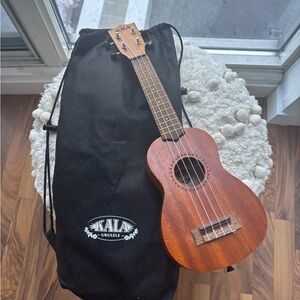 Kala | Ukulele with Black Bag